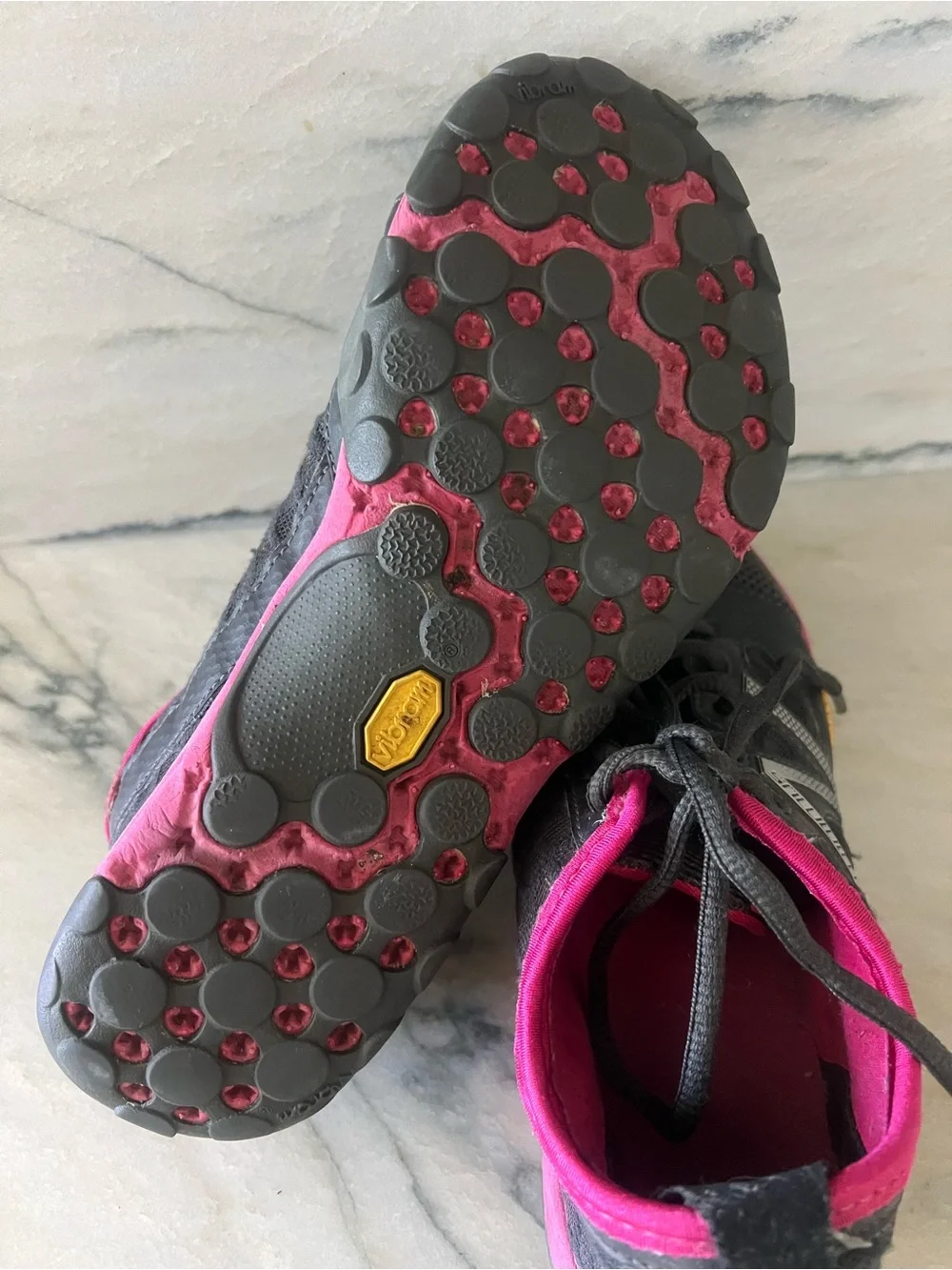 New Balance Minimus Trail Running Sneakers